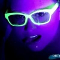 Hotandbothered's Offline Chat Room