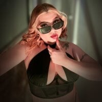 JuliettaRousse69 webcam model