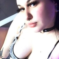 tiny_milk from Stripchat