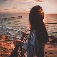 May_Curtis' Offline Chat Room