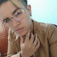 alex_grey098 Offline chatroom