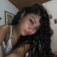 Carolyn_lovee
