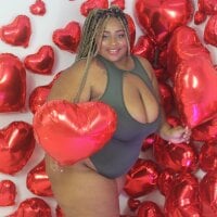 KiaraBrownn's Avatar Pic