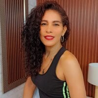 Brunnette_Sensation webcam model