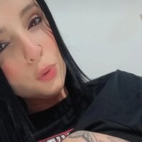 Nicollebr's Profile Pic