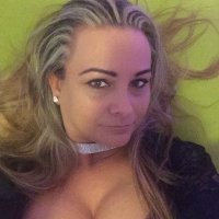 SmilingLady Adlı Modelin Çevrimdışı Sohbet Odası