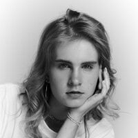 PetraHence offline chatrum