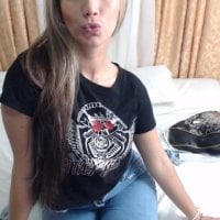 jeune_et_jolie's Offline Chat Room