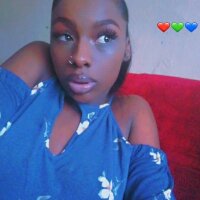 Camiesexy's Offline Chat Room