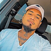 Mexicanobandido214's Offline Chat Room