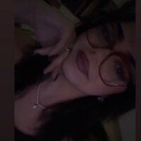 teenemilymariex webcam model