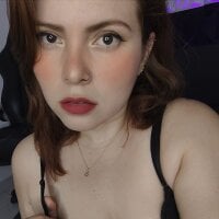 SarahBaez webcam model