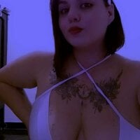 Sofia_denson's Offline Chat Room