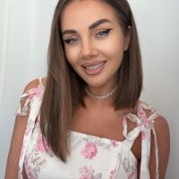 LinaReese model avatar
