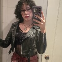 Dark_nina_