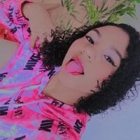 חדר צ'אט לא מקוון של bunny_hot77