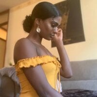 priscilla_ndia's Offline Chat Room