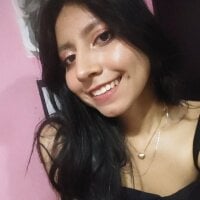 Gigi_leal