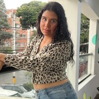 NannaRouse webcam model