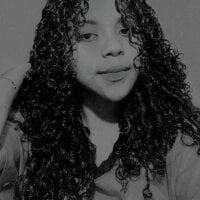 HillarySmith18's Offline Chat Room