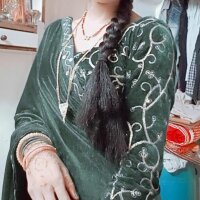 Cute-VaaniLive Webcam