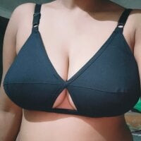 Sexy-sheela webcam