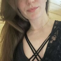 FlirtyCarrie's Offline Chat Room