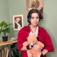 HelenCIarke's Offline Chat Room