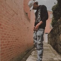 Cris_and_angelln Offline chat-huone