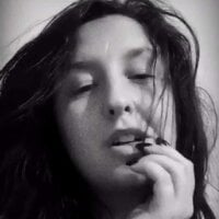 AnielaMarie webcam model