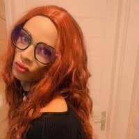 loanasexytrav974 webcam model