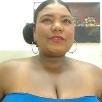 bustyboobsxxll webcam