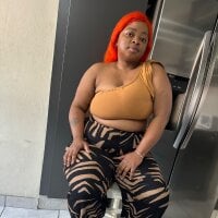 BustyDiva38 webcam model