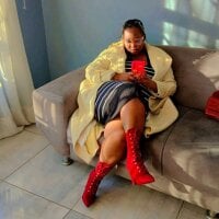 PalmQueen webcam model