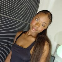 AriaNocthelle webcam model