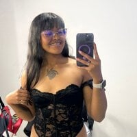 Alis_dark webcam model