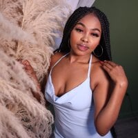 naomisosa's Profile Pic