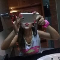 Little_Lucy_'s Offline Chat Room