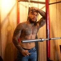 Axel_strong