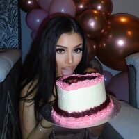 Jasminelovexxx's Offline Chat Room