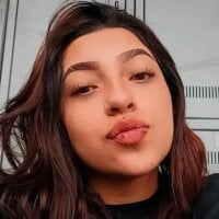 LUNAVELL_GIRL