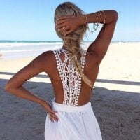 HornyDreamTV: δωμάτιο συνομιλίας εκτός σύνδεσης