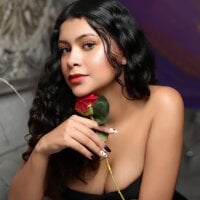 CurlyDani webcam model