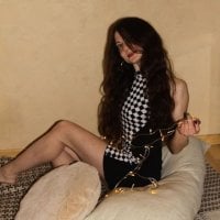 MalaniSweet's Offline Chat Room