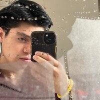 BadBoyoficia webcam model
