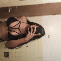 valtina12's Offline Chat Room