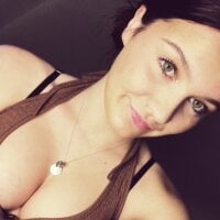 KirbyEarlss webcam model