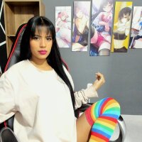 chris_and_eliza Ruang Obrolan Offline