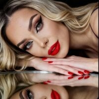 EmmaGold webcam model