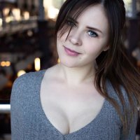 SindiQ Adlı Modelin Çevrimdışı Sohbet Odası